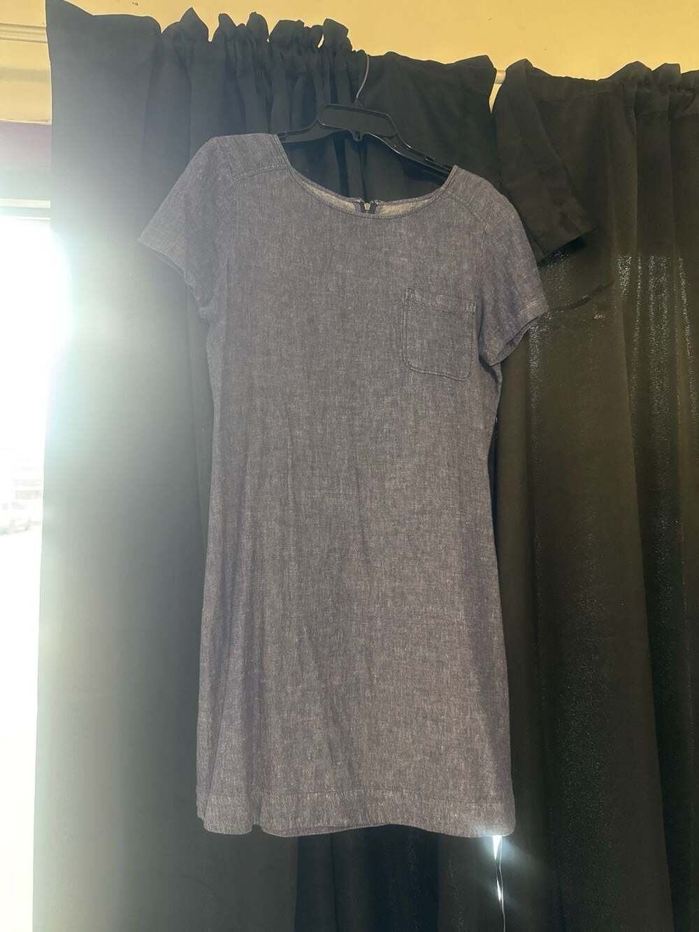 Lou & Grey Blue Chambray Short Sleeve Shift Dress with Pocket Size M